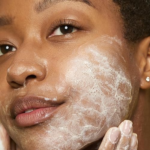 Miniatura 3 de Good Molecules Barra iluminadora y de manchas oscuras  Barra facial y corporal sin jabón  Tranexic, ácidos kójicos y niacinamida para tratar manchas