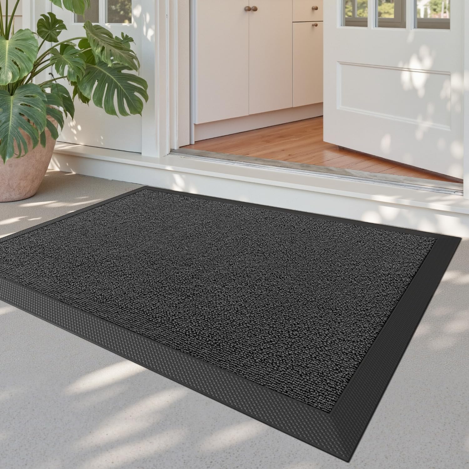 DEXI Wycieraczka do drzwi 60 x 90 cm, antypoślizgowa, odporna na plamy i blaknięcie, niski profil, łatwe do czyszczenia, dywanik wejściowy do użytku na zewnątrz i wewnątrz, jednolity szary