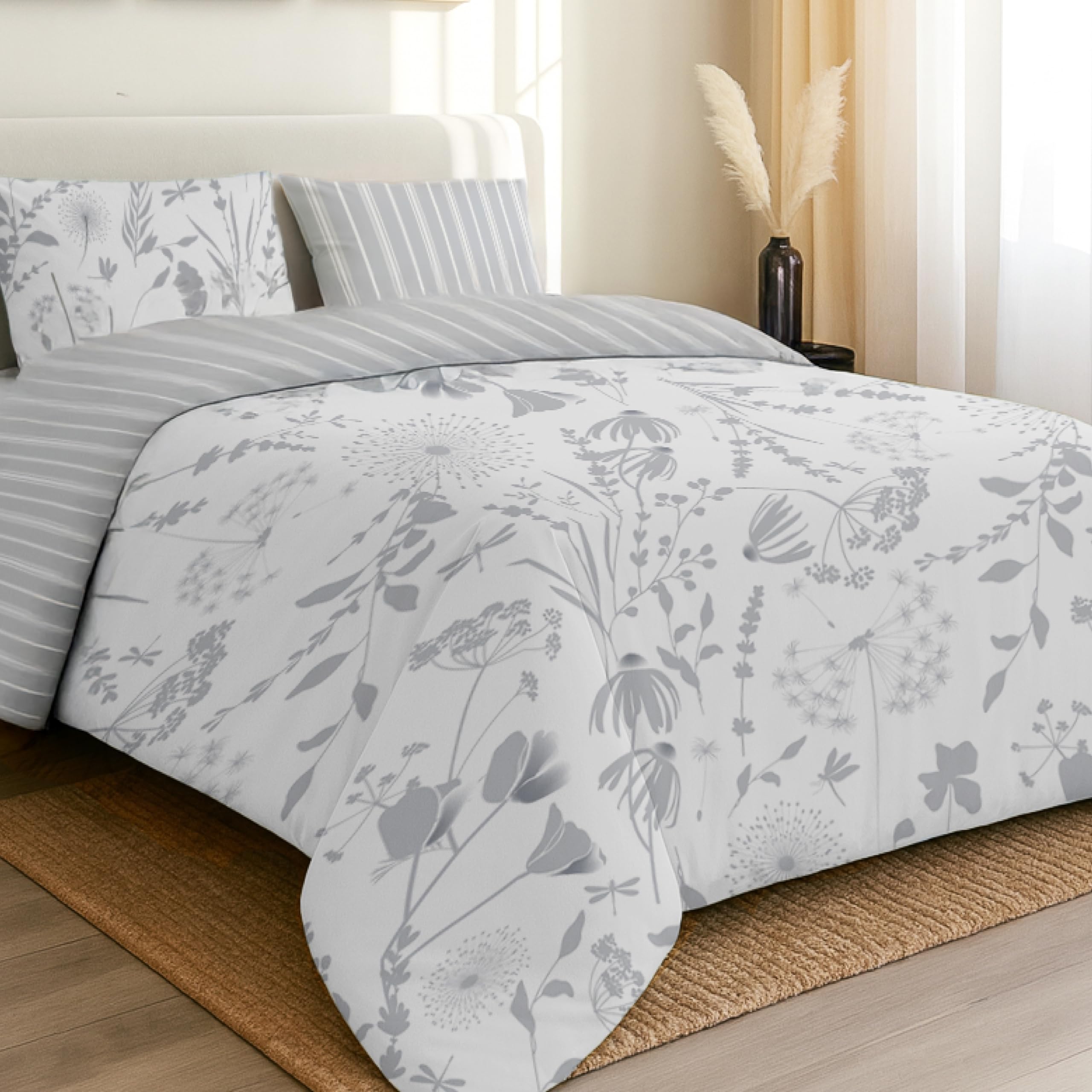 Dreamzie White Floral Super King Duvet Set - Premium Microfiber Reversible Superking Duvets Sets (260 X 220 Cm) 3 Pcs - Ultrasoft Hypoallergenic Luxury Quilt Cover Super King Bedding Sets With Zipper Closure