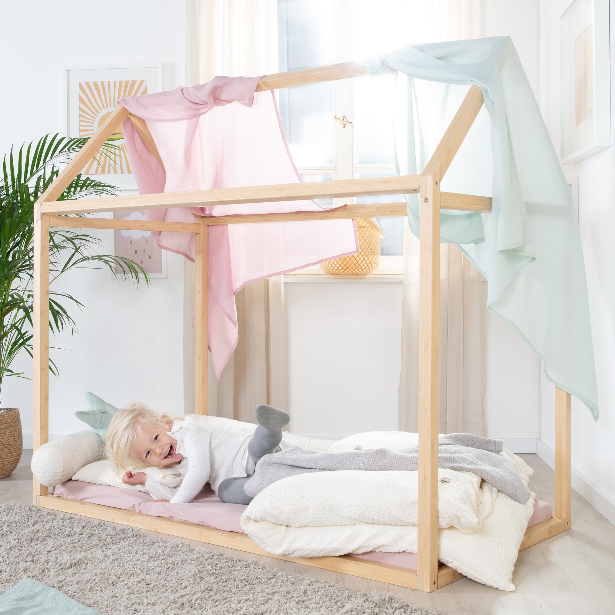 roba Lit de maison Montessori 70 x 140 cm – Lit enfant en bois massif certifié FSC – Bambou naturel