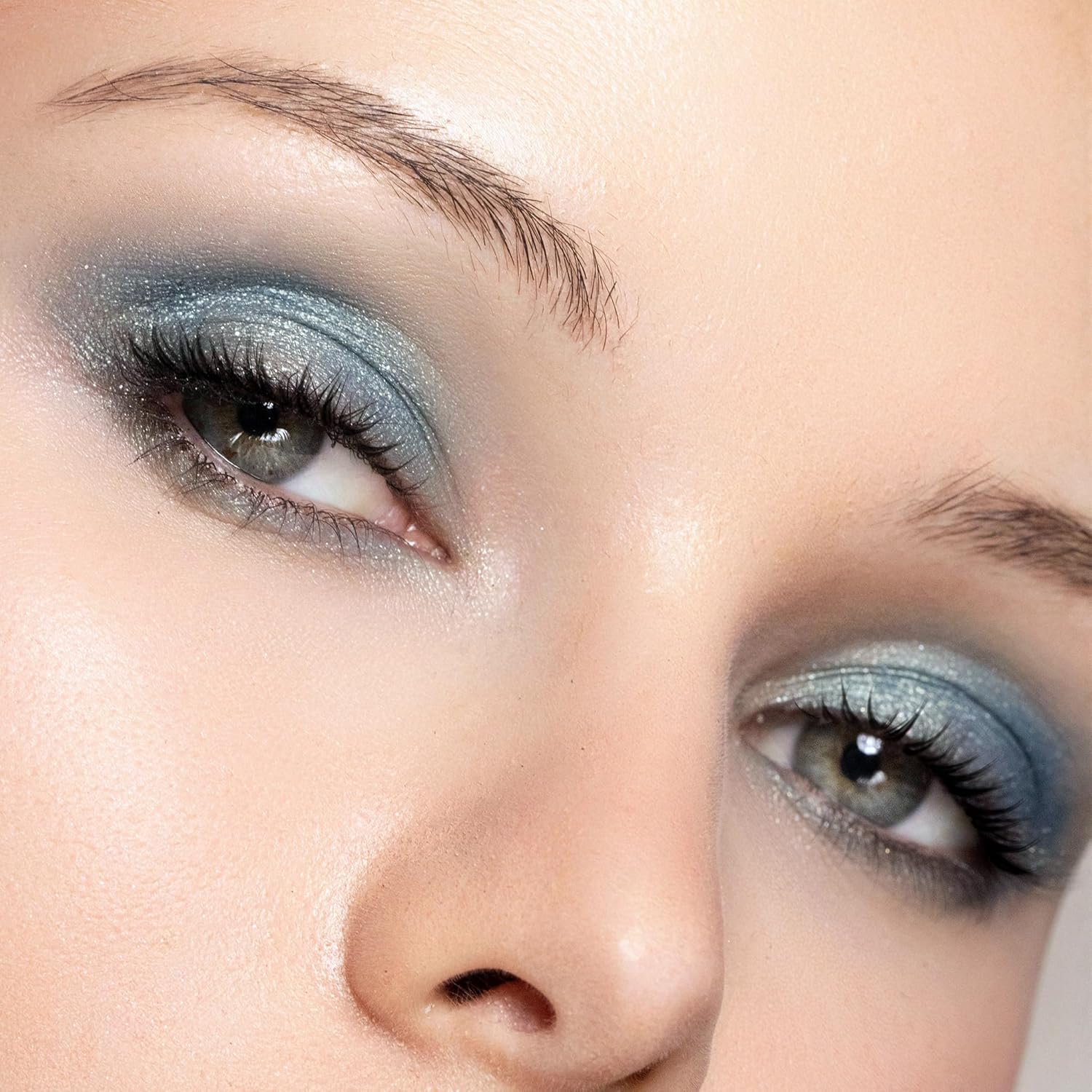 Trish McEvoy Classic Eye Shadow Refill, 0.04 OZ / 1.4 G - Image 3