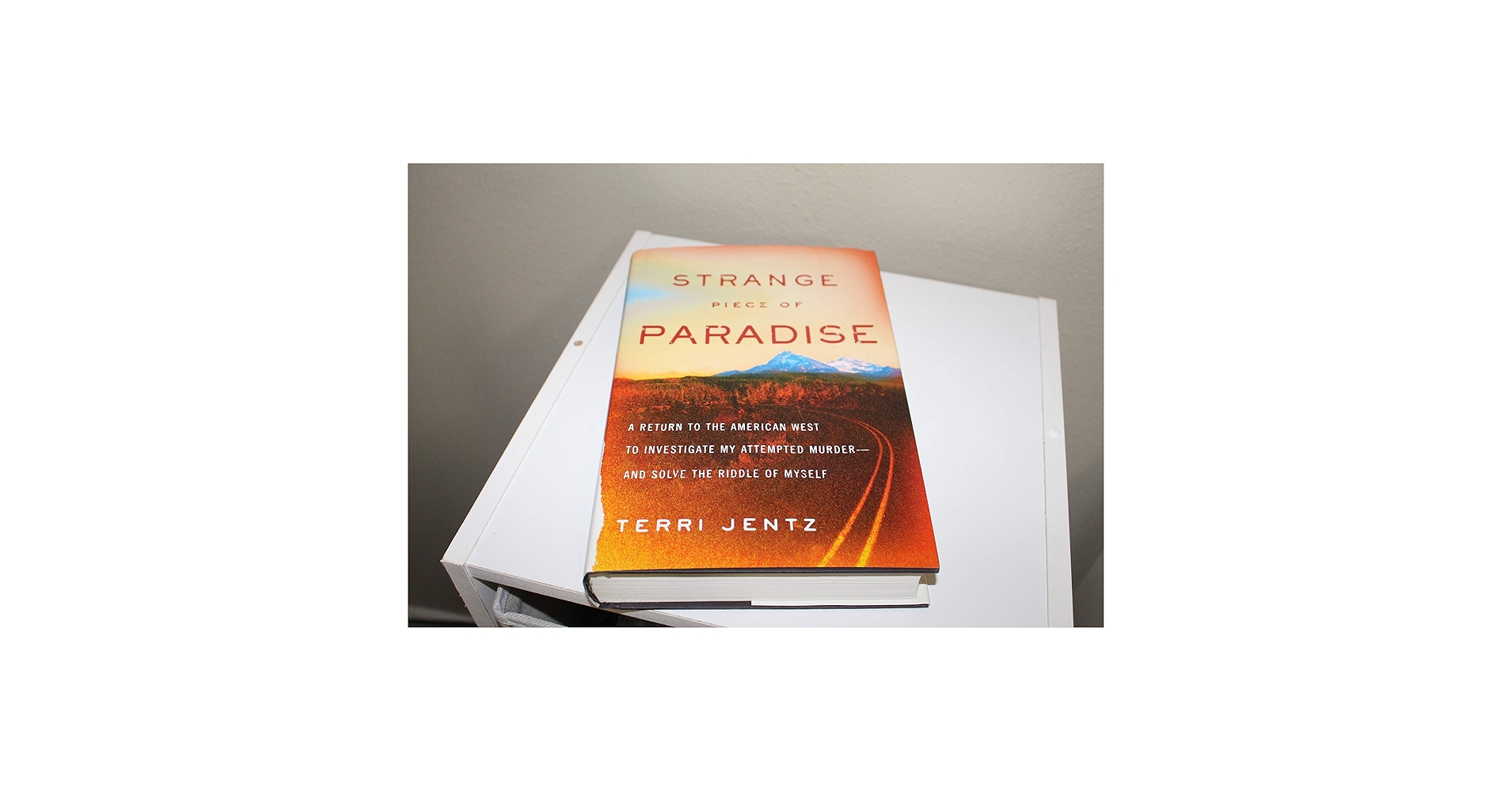 洋書 FRAGMENTS OF A PAST A Memoir 洋書 FRAGMENTS OF A PAST A