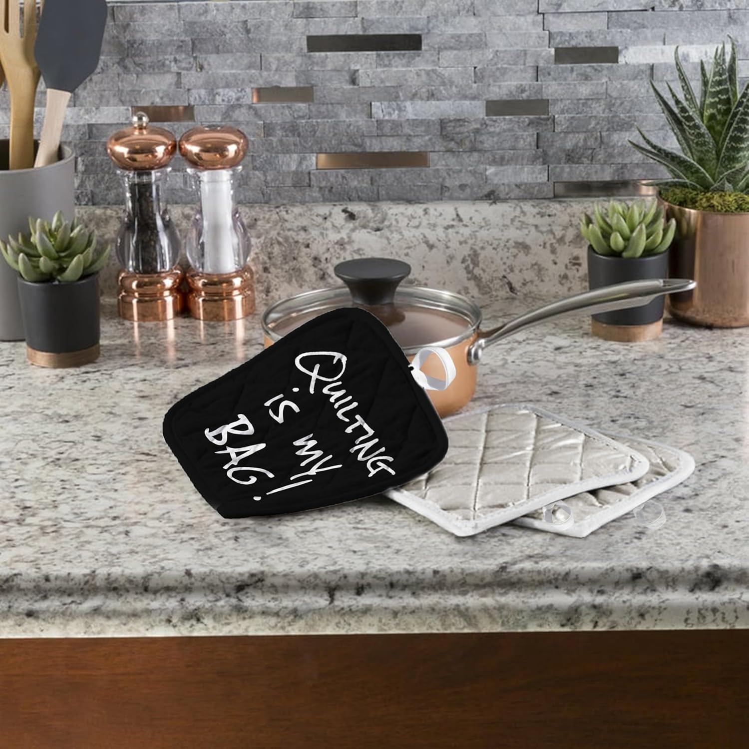 3D Rose Bag. Fun Quilter Gift Black and White Text Quilt Making Pot Holder, 8 x 8