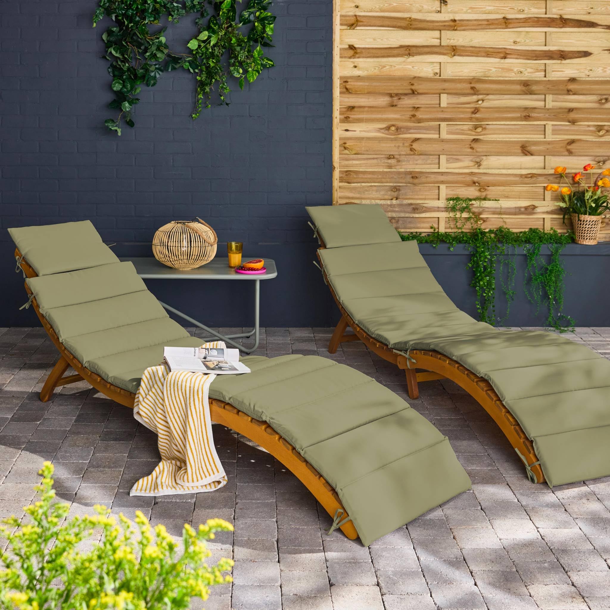 Set 2 lettini prendisole in legno di acacia Verde kaki - 184x55x63.5 cm