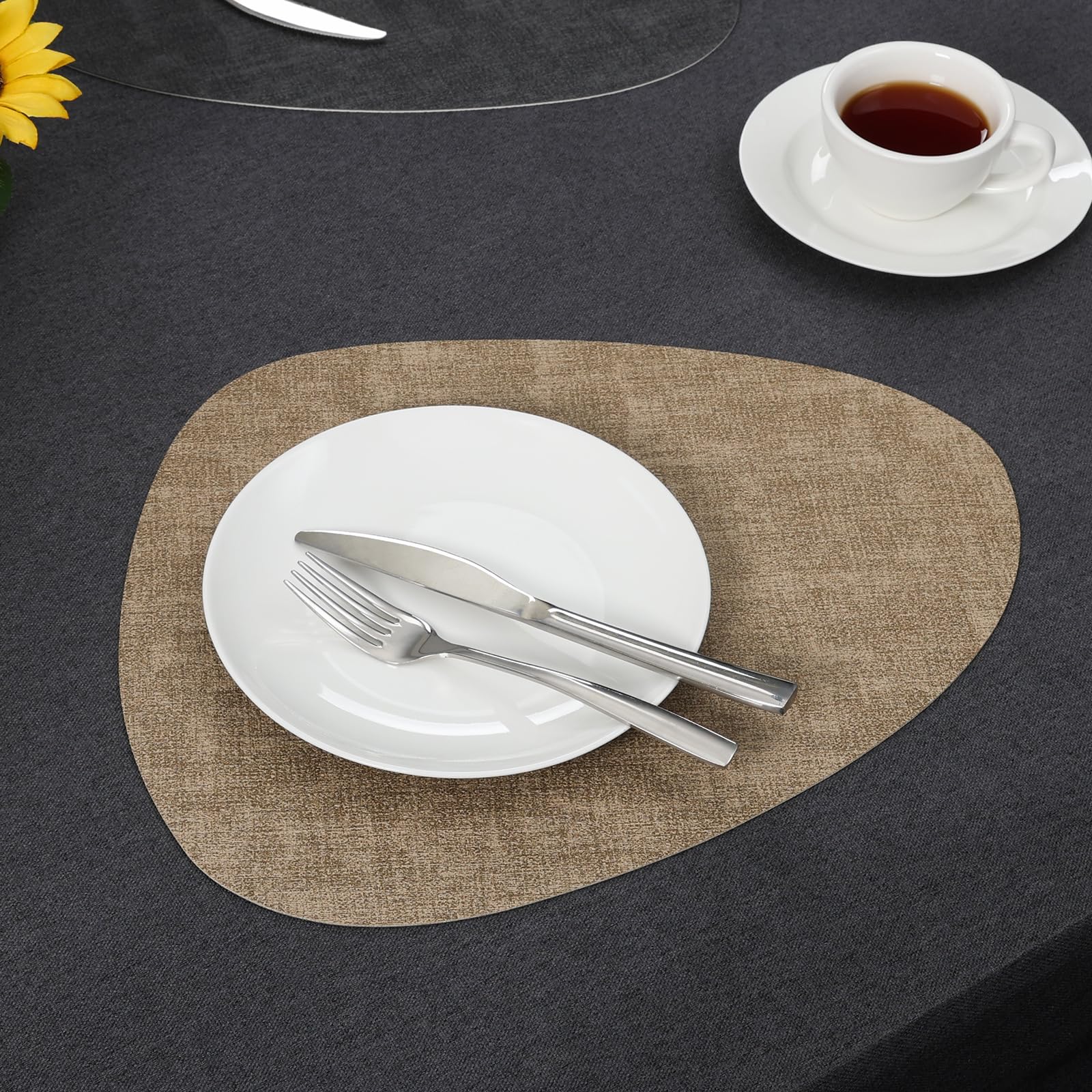 Tovagliette e Sottobicchieri, Tovagliette Americane Lavabili Plastica Bifacciale Non-Scivolose Tovagliette Colazione in Ecopelle Tovaglietta Americana Rotonde (Set di 6, Grigio Beige)