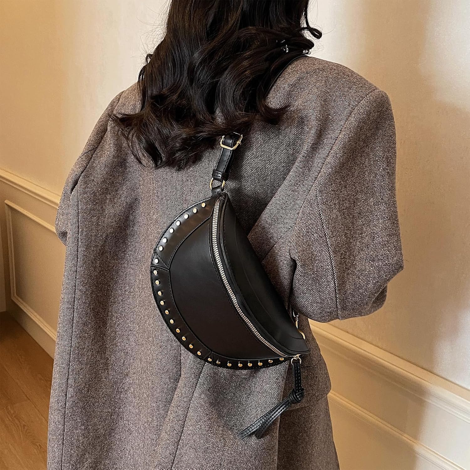 Checkered Crossbody Bag Studded Checkerboard Crossbody Bum Bag Alt Crescent Saddle Purse Studded Half Moon Handbag with Pouch
