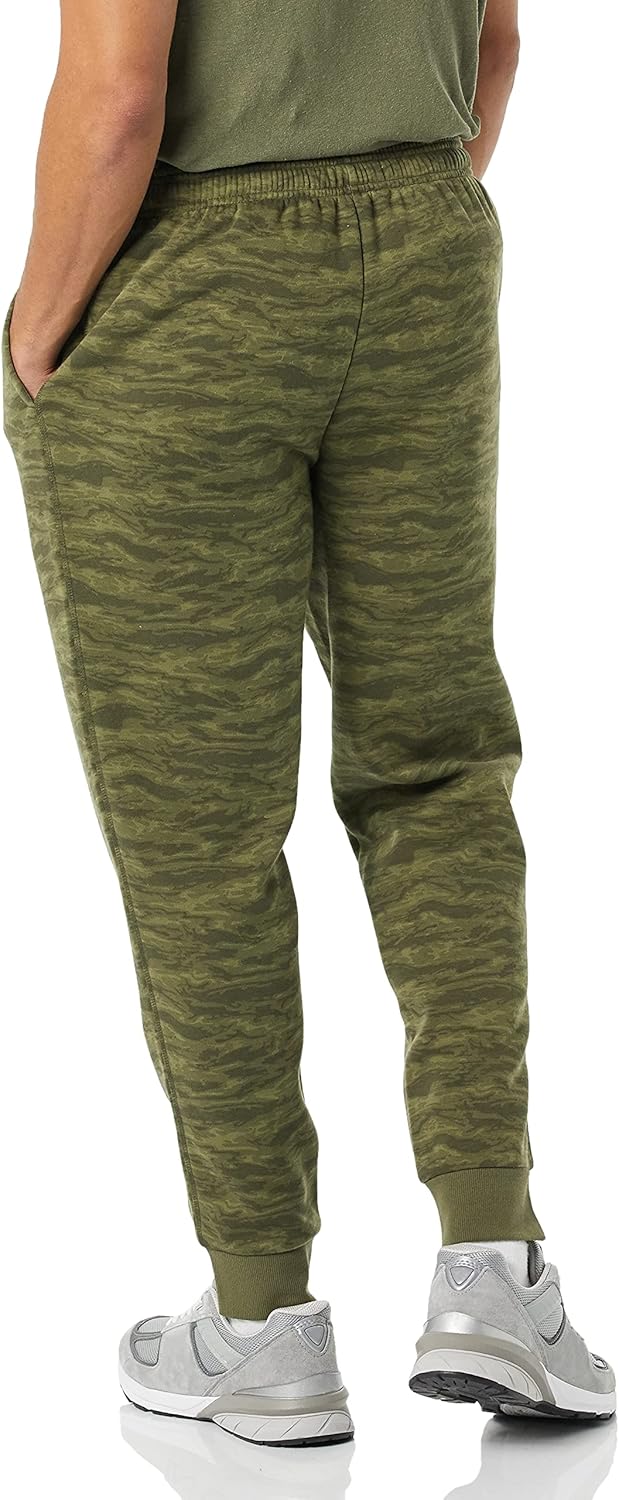 Amazon Essentials Men's Relaxed Joggers Sweatpants, Fleece, Comfortable Fit - Image 3