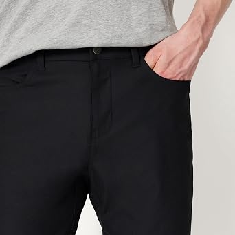 Amazon Essentials Men's Slim-Fit Quick-Dry Stretch Trousers