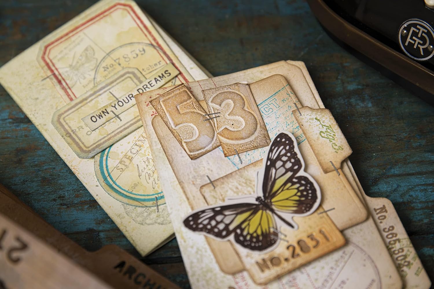 Sizzx Thinlits Die Set 13PK Vintage Labels by Tim Holtz | 665929 | Chapter 3 2022