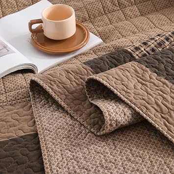 DDUOXIN Oversized King Bedspread - 120W x120L Extra Wide - 100% Cotton California Quilt with 2 Pillow Shams, Lightweight Reversible Bedspreads Coverlet Bedding Set, Brown/Beige/Wood