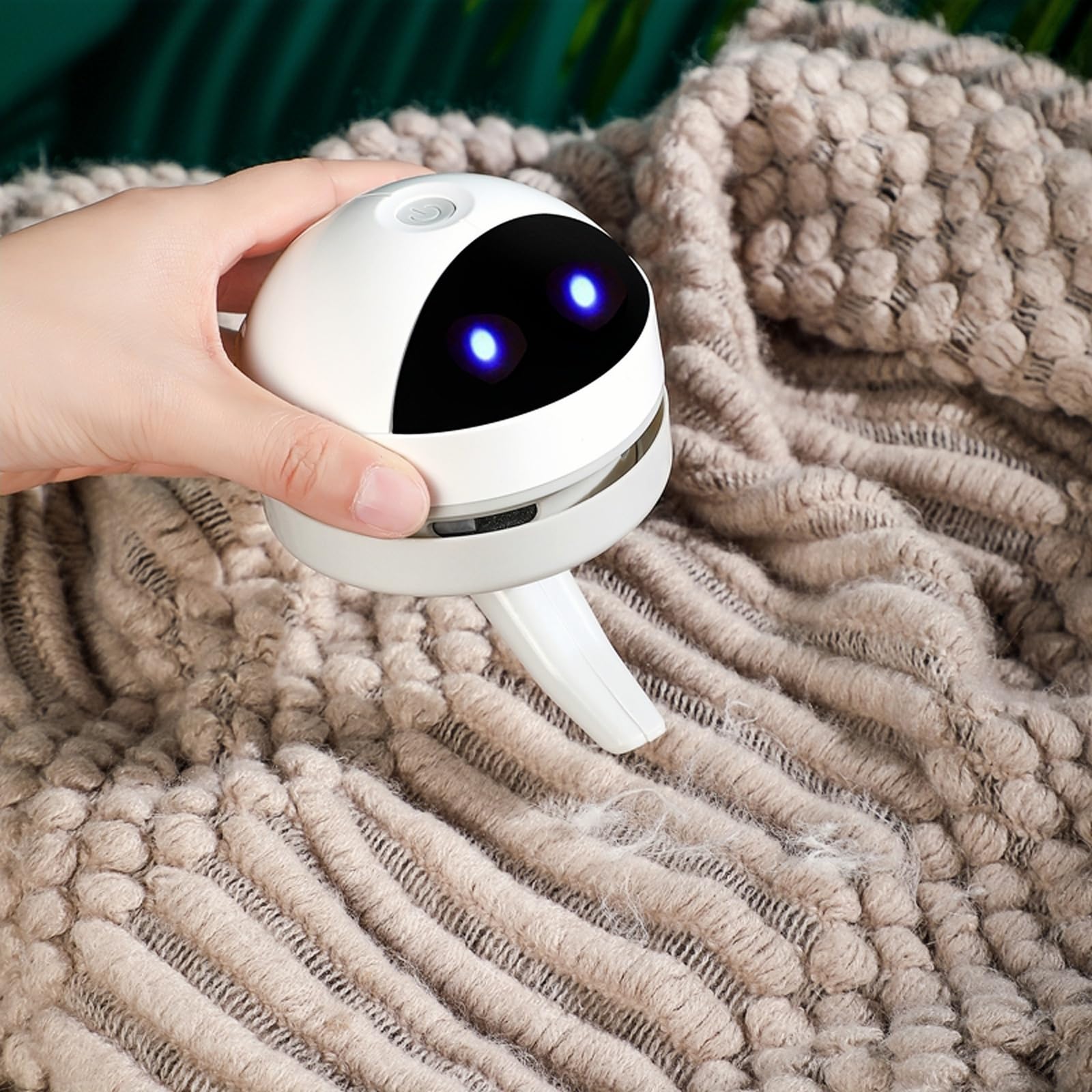 Mini aspirapolvere da scrivania, senza fili e portatile, per spazzare polvere e briciole, simpatico robot dei cartoni animati, USB, facile da rimuovere polvere, capelli, peli di animali domestici