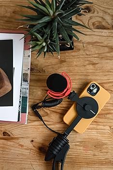 Amazon.com: Moment Pro Tripod Mount for Magsafe (Portrait and