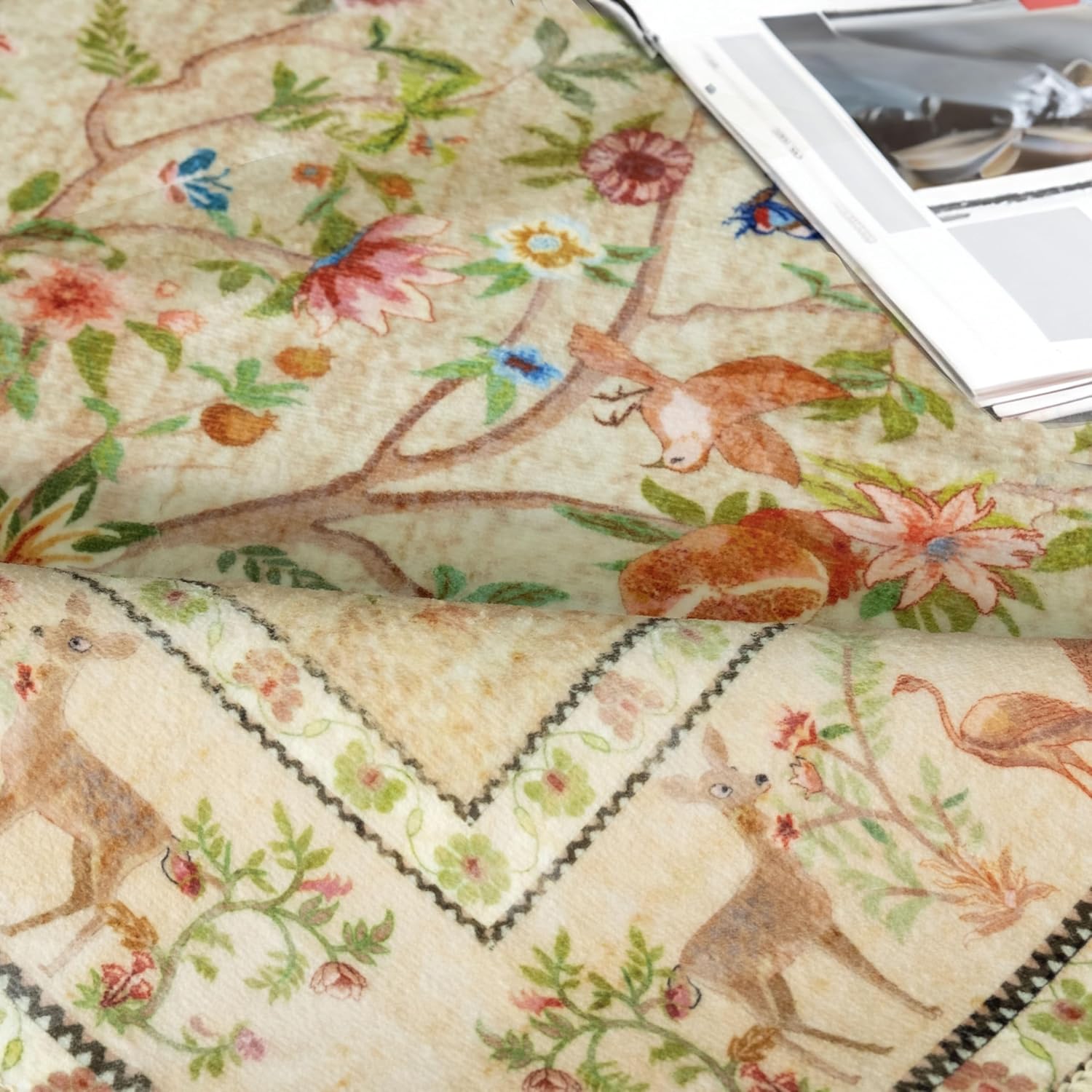 3x5 Area Rug Washable, Non-Slip Small Rug Carpet, Floral Boho Low Pile Soft Throw Rugs for Entryway, Bedroom, Kids Room, Dorm, Office, Nursery, Vintage Home Decor（Beige）