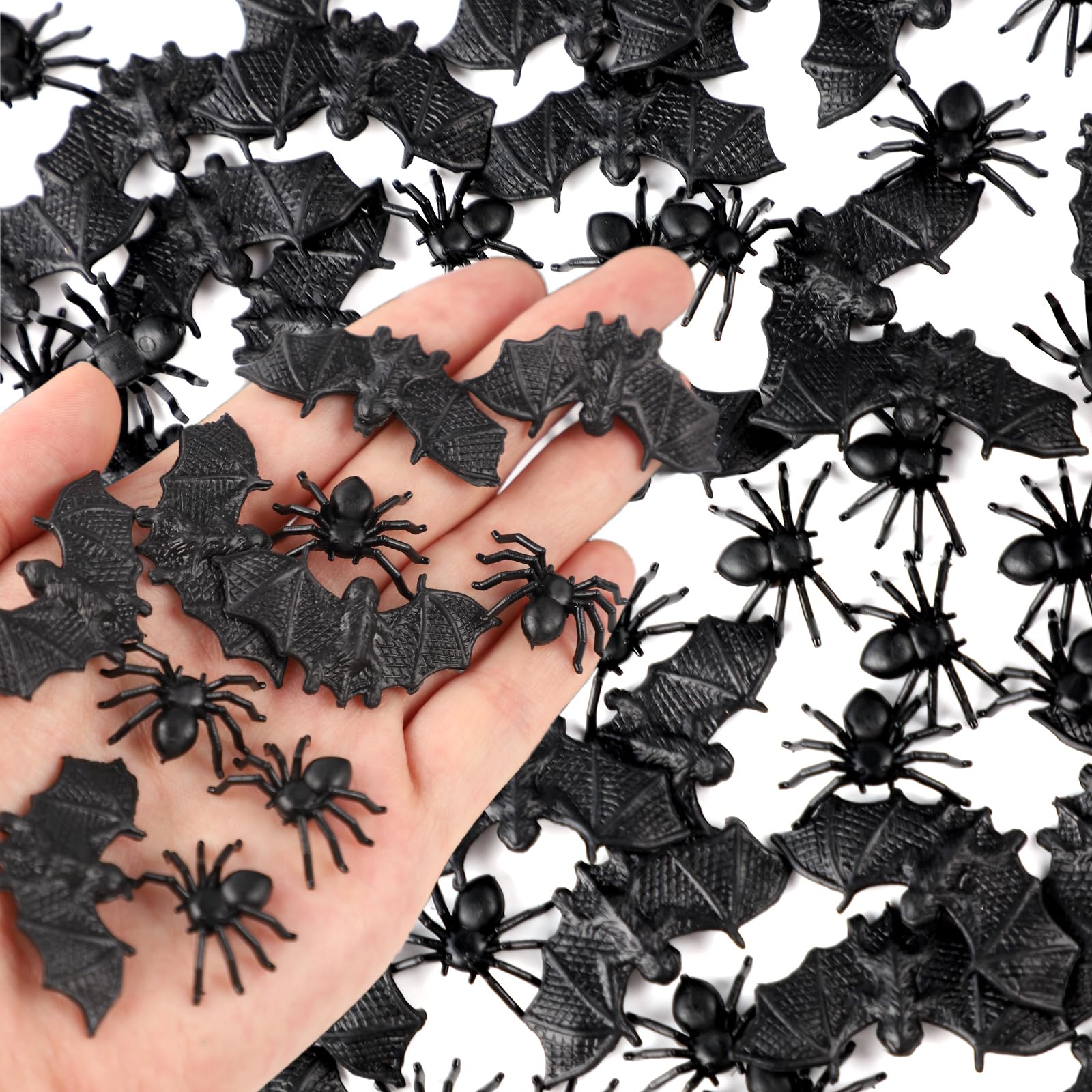 OZIO Halloween Plastic Bats Spiders, 400pcs Mini Bats and Fake Spiders for Halloween Decorations Creepy Scary Prank Toys Plastic Insect Toys Halloween