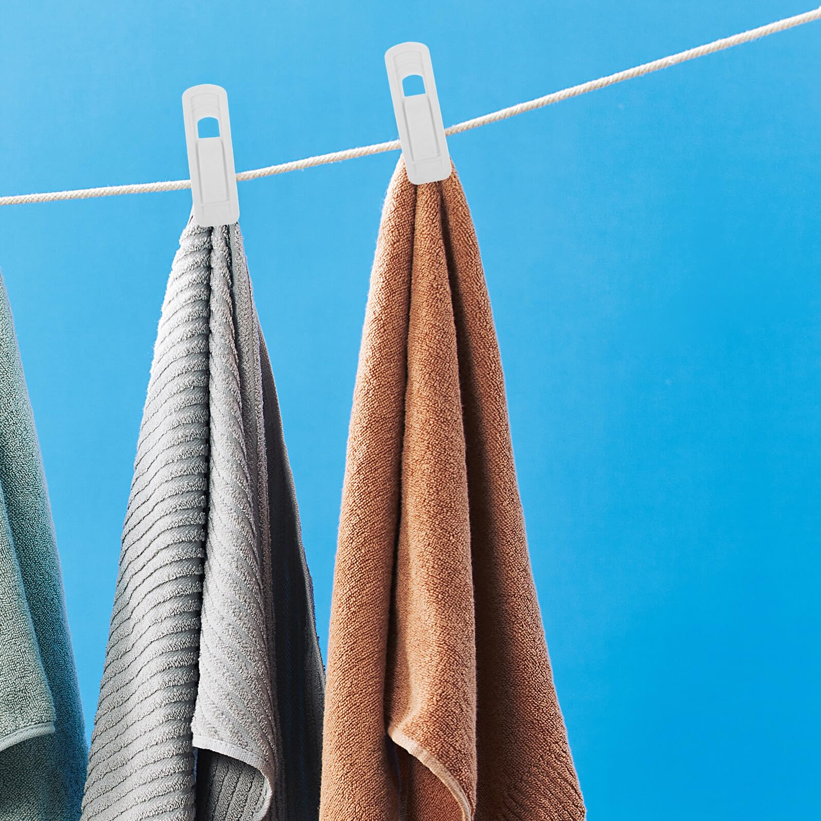 50 Pezzi Mollette per Vestiti in Plastica Antivento 50 Pezzi, Clip in Velluto Antiscivolo per Gonne e Pantaloni, Fermagli Resistenti per Bucato Interno ed Esterno, Uso Domestico e