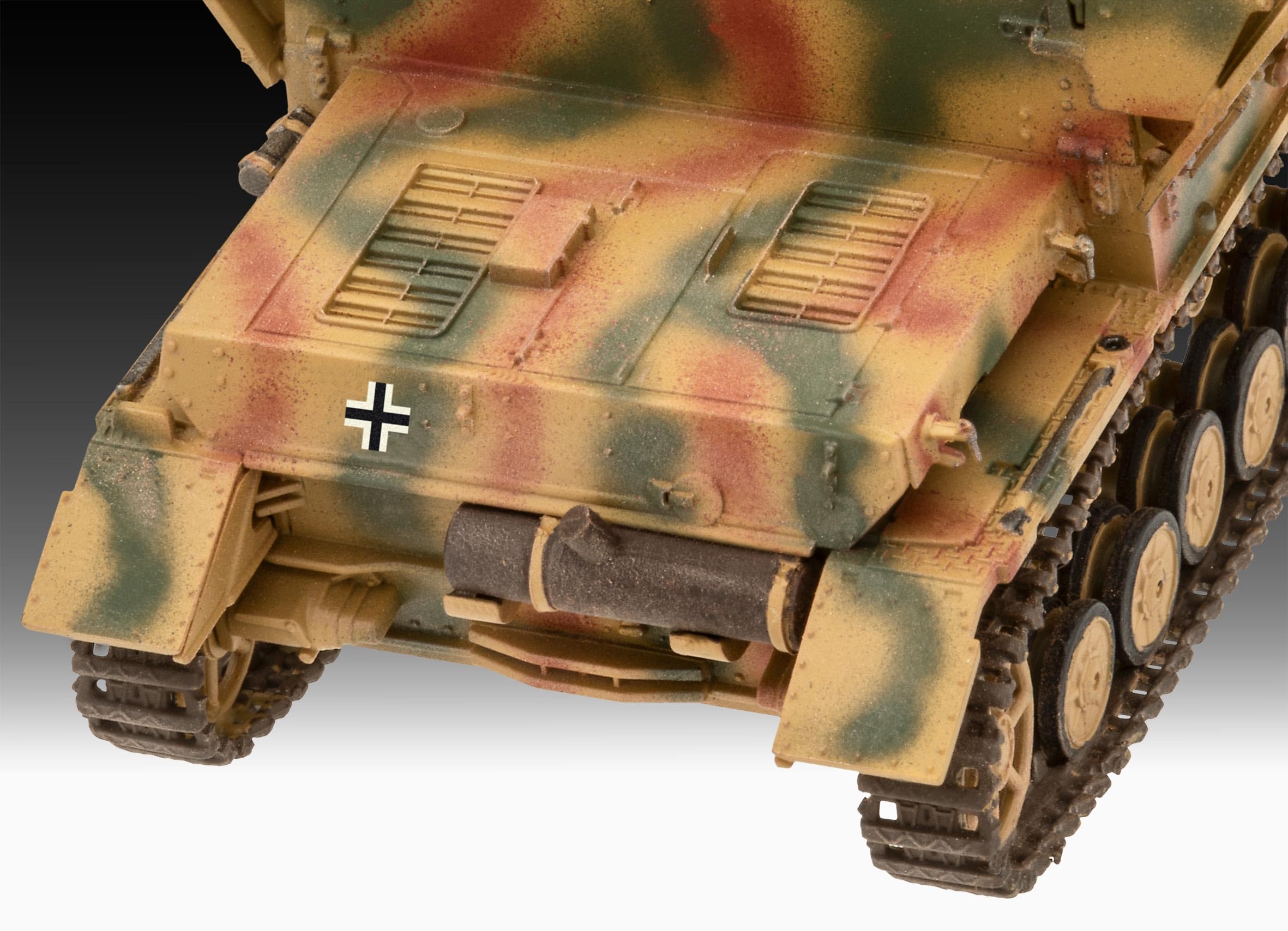 Revell Flakpanzer IV Möbelwagen 03363 - Kit modellino in plastica non costruita/non verniciata, 3,7 cm, in scala 1:72