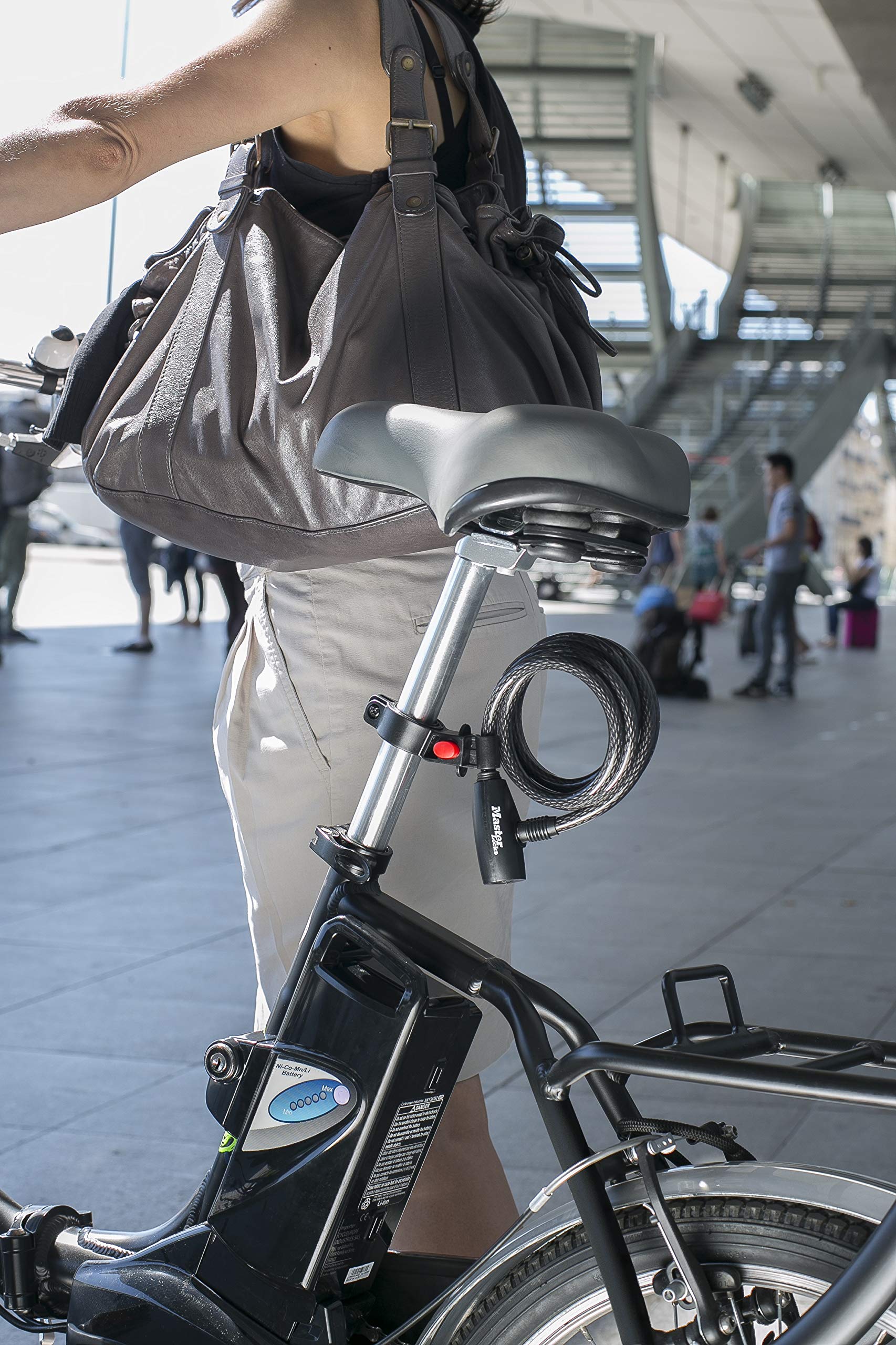 Masterlock Unisex 2 Keys Self Coiling Cable Lock, Black, 1.80 m x 10 mm