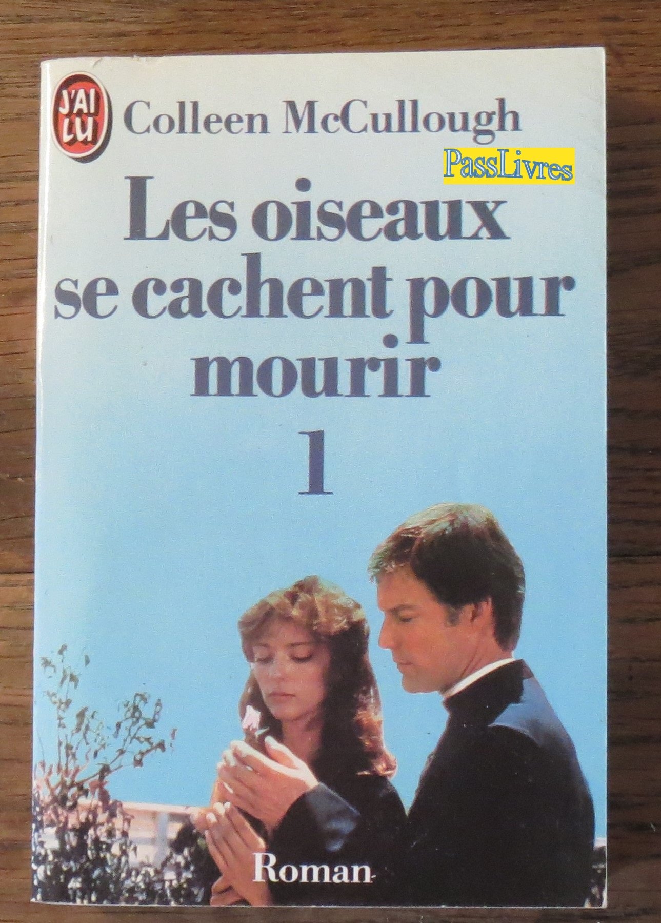 Les Oiseaux Se Cachent Pour Mourir Meggie Les oiseaux se cachent pour mourir, tome 1: 9722877210214: Amazon.com: Books