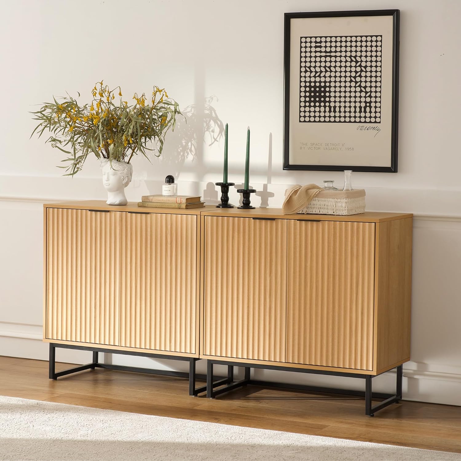 Fluted Storage Cabinet,Sideboard Buffet Cabinet with Adjustable Shelves,Multifunctional Console Table with Storage Credenza Accent Cabinet for Living Room, Dining Room, Hallway, Natural Oak