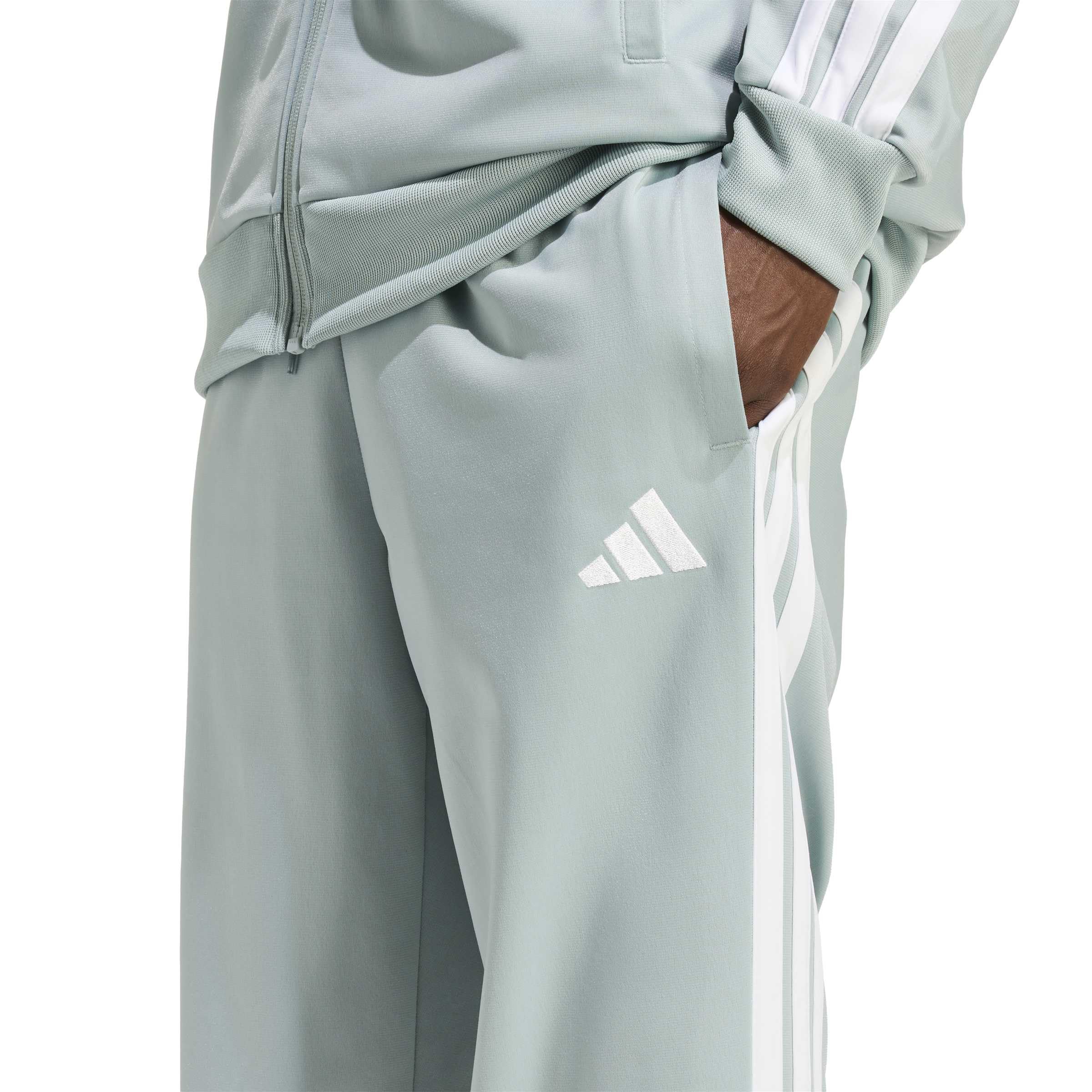 adidas Homme SPORTSWEAR BASIC 3 STRIPES TRICOT TRACKSUIT, Wonder Sage, M