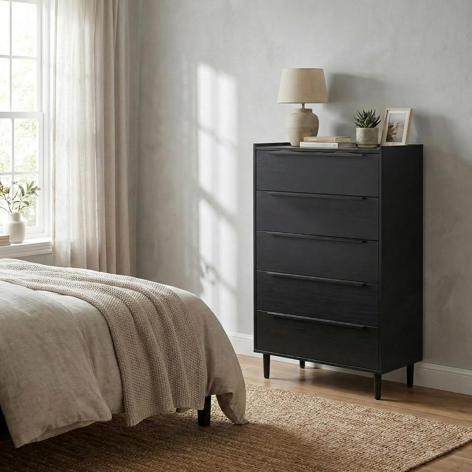 31" Wide 5-Drawer Dresser, Black Chest of Drawers for Bedroom, Simply Modern Tall Storage Organizer for Closet, Hallway, Small Apartment