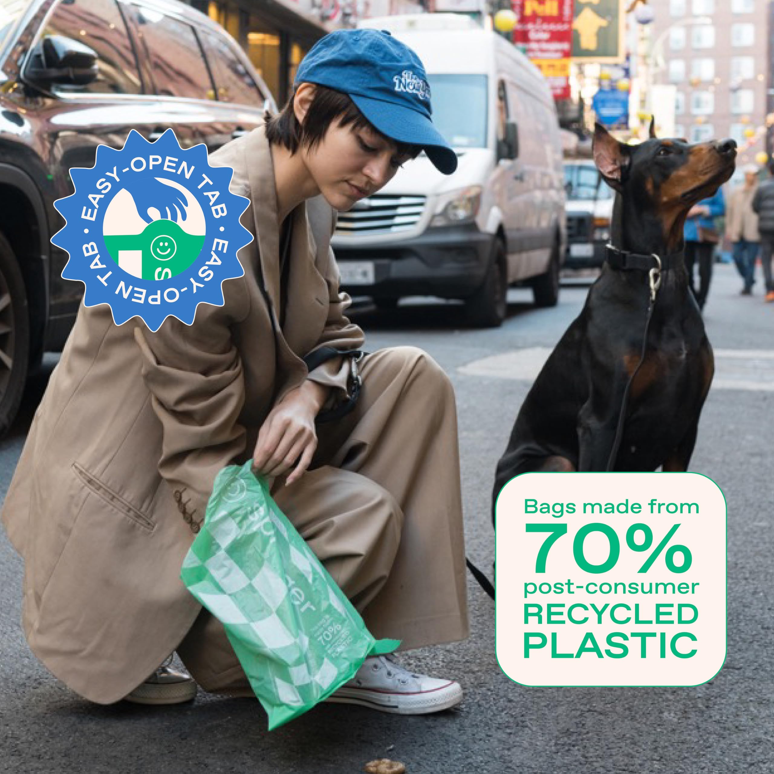 Springer Bolsas para excrementos de perro de alta calidad, 20 rollos (300 bolsas) + dispensador Springer Green, hechas de 70% plástico reciclado posconsumo, diseñadas con pestañas fáciles de abrir