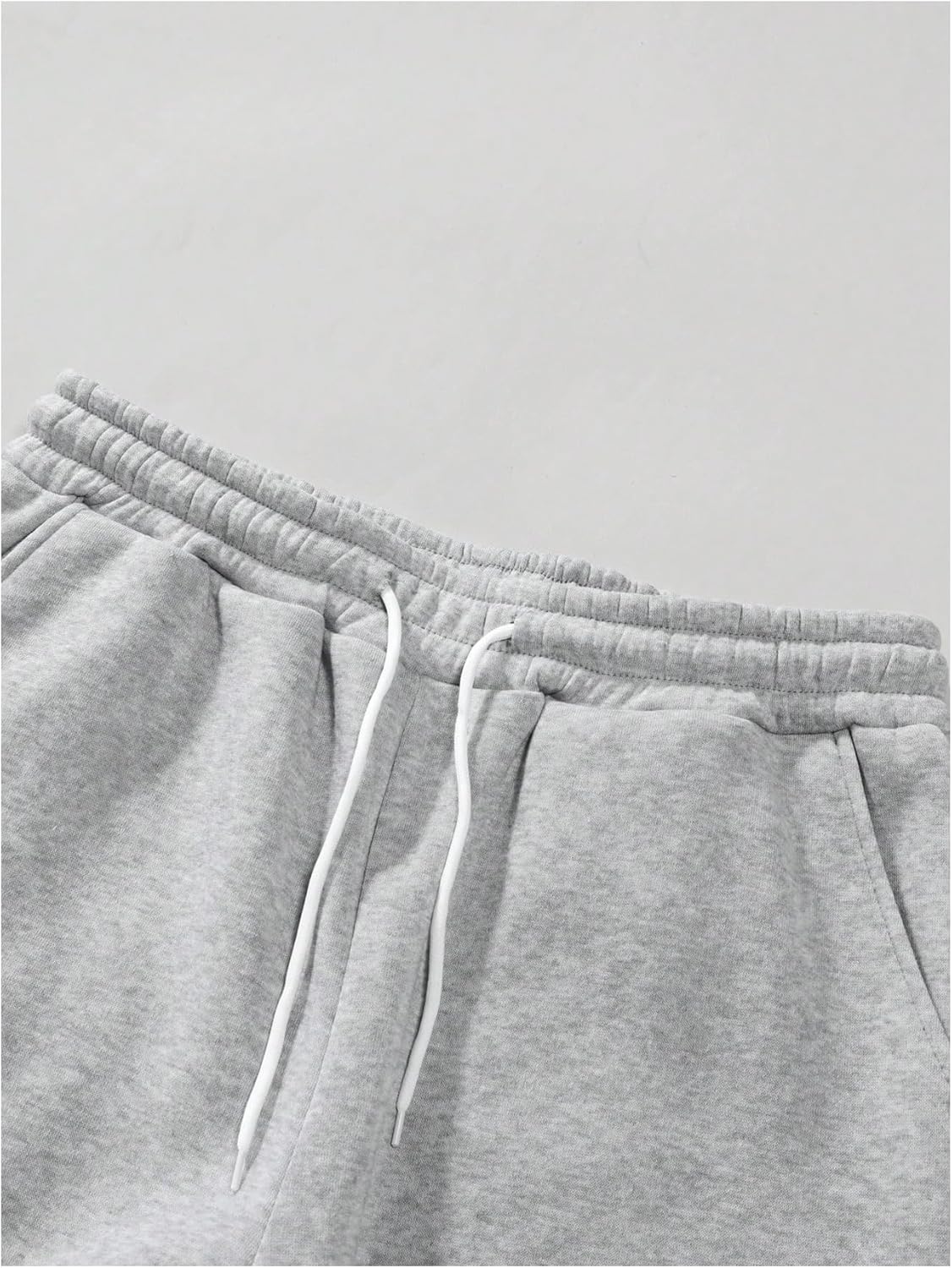 OYOANGLE Men's Graphic Print Drawstring Waist Baggy Sweatpants Loose Straight Leg Pants with Pocket