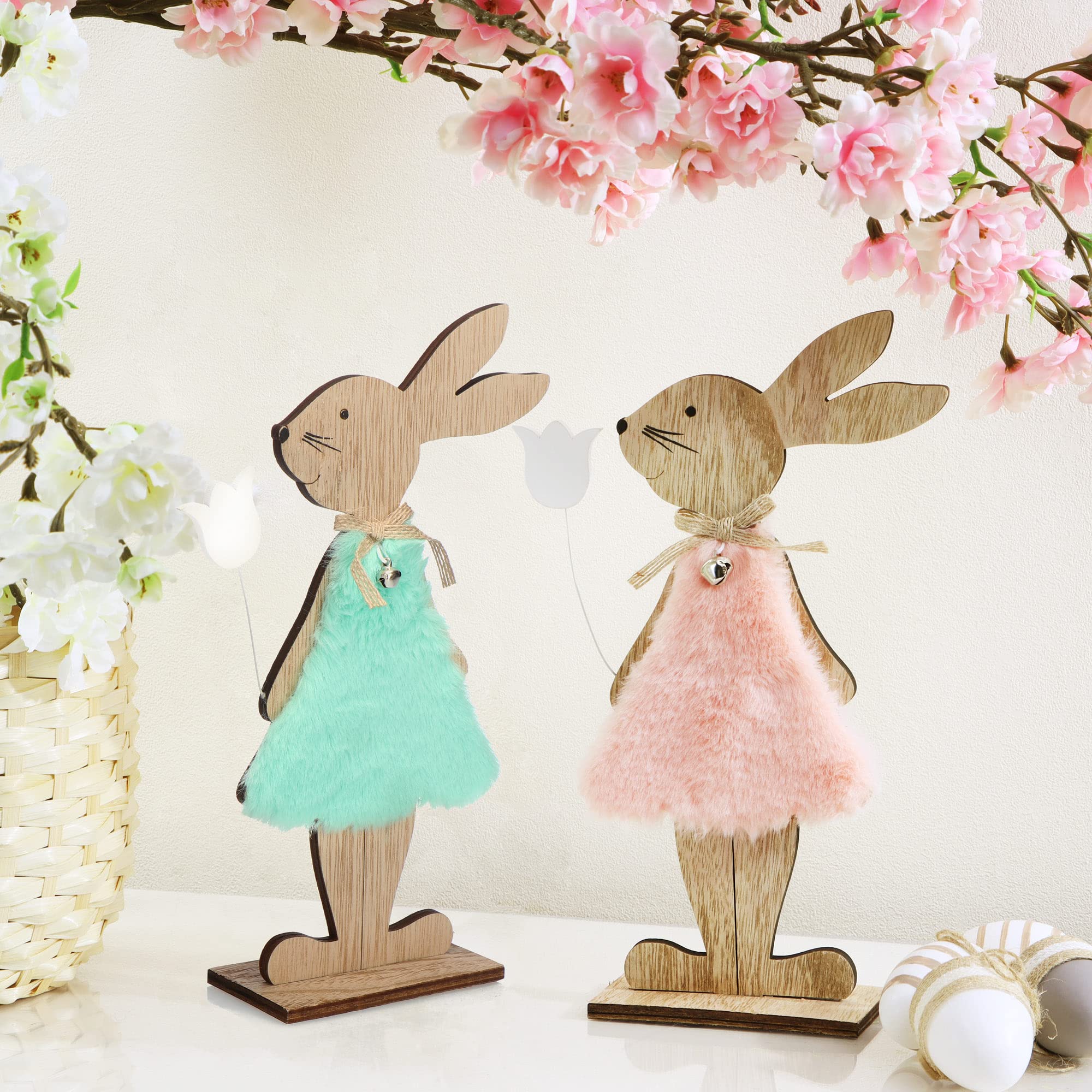 com-four® 24x Deko Aufsteller für Ostern, Osterhase im Kleid mit Blume
