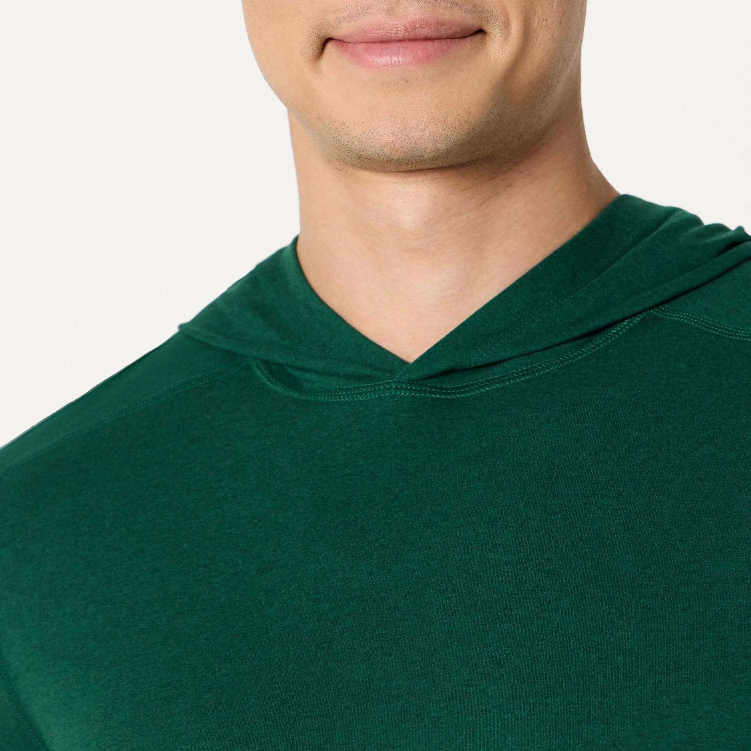 Amazon Essentials Mens Athletic Soft Performance Lightweight Gym Workout Hoodie Sweatshirt - Image 4