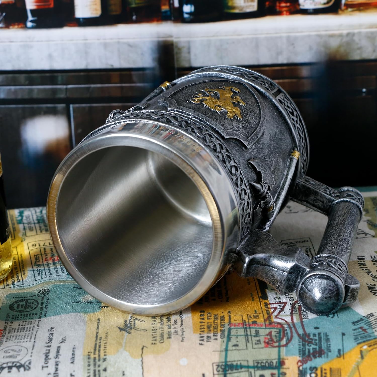 alikiki Large Medieval Axes Tankard Mug 21oz - Kingdom Of England Lion Heart Crest Beer Stein Stainless Coffee Cup Gifts for Men Renaissance Art Norse Decor Home Kitchen Party Decoration - Image 3