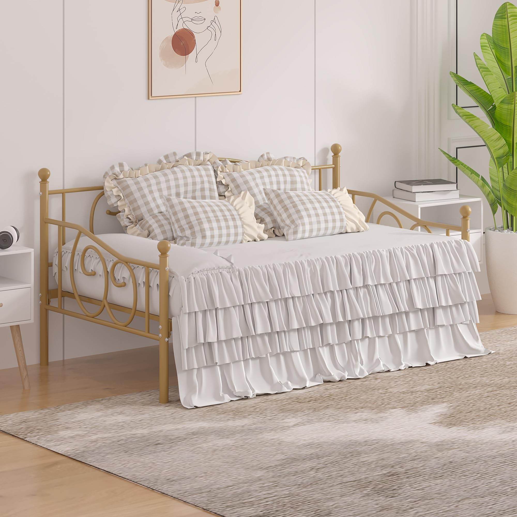 VECELO Metal Daybed Frame Multifunctional Platform Bed Sofa Mattress Foundation with Deluxe Headboard, Twin, Gold