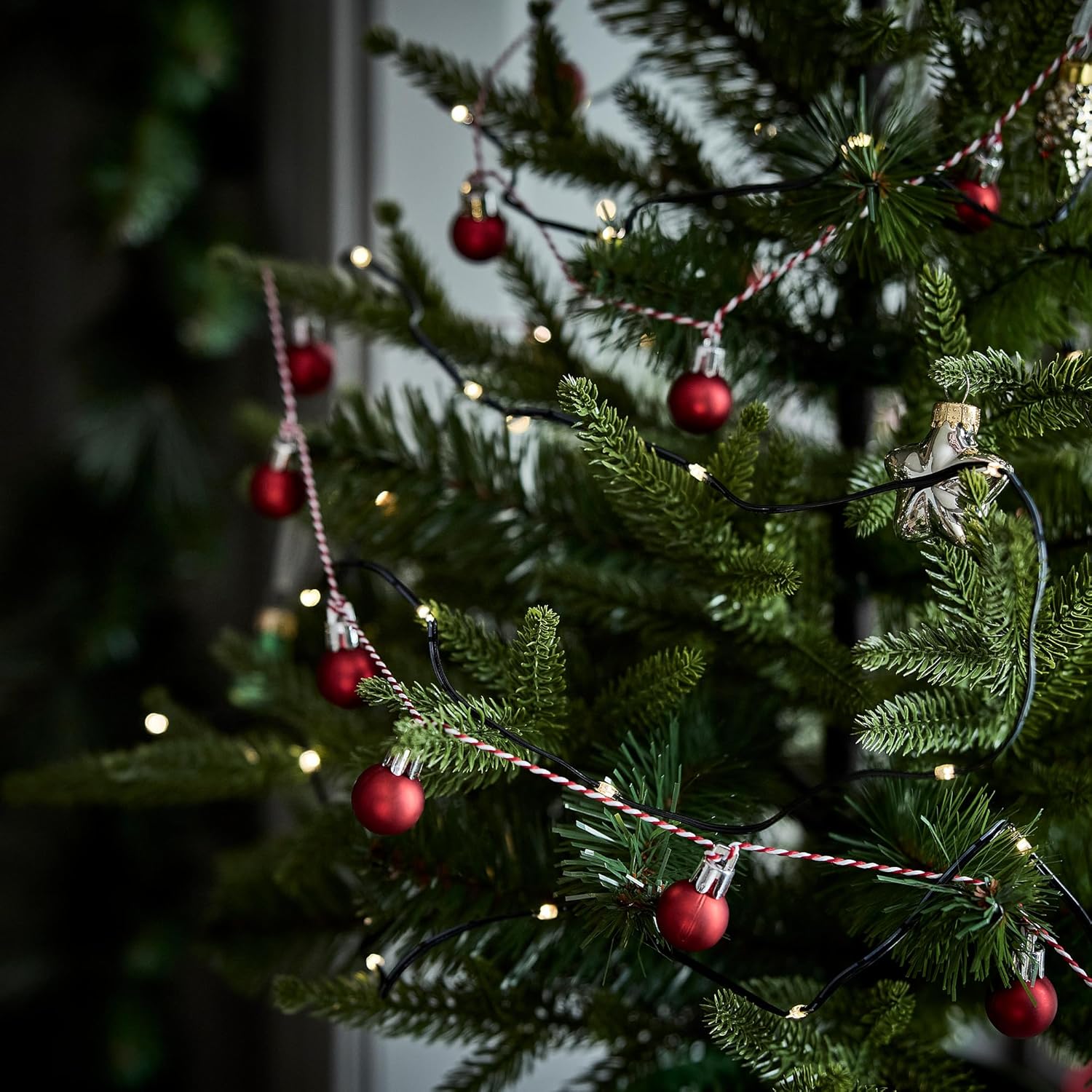 STRÅLA LED lighting chain with 40 lights, battery-operated/outdoor black