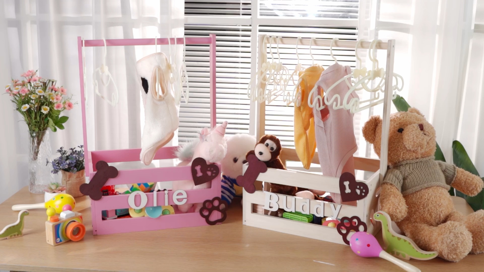 Amazon.com: Teenyyou 20 x 13 x 9 Wooden Dog Closet Pet Wardrobe