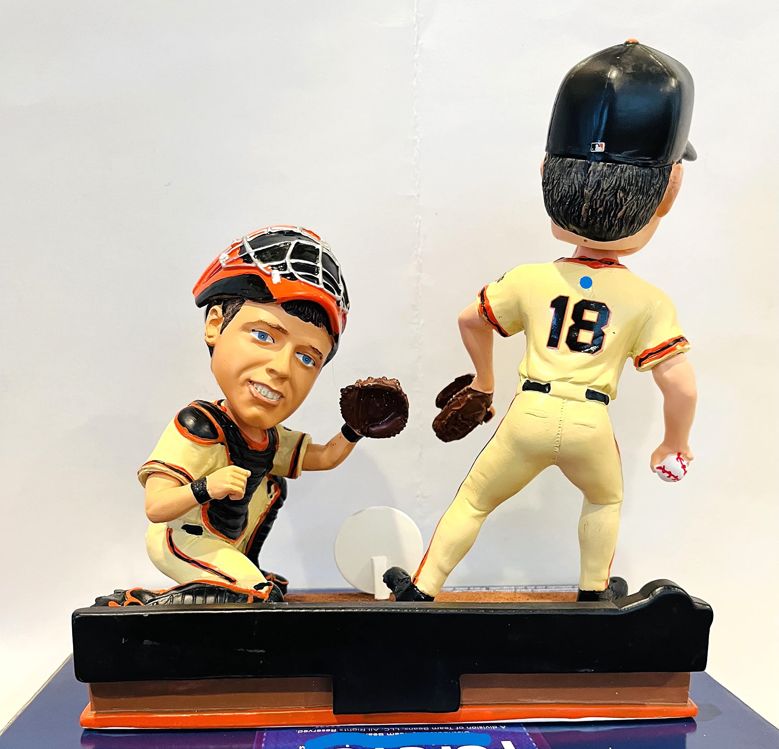 NCAA Connecticut Super Ball, 3-Inch, Clear