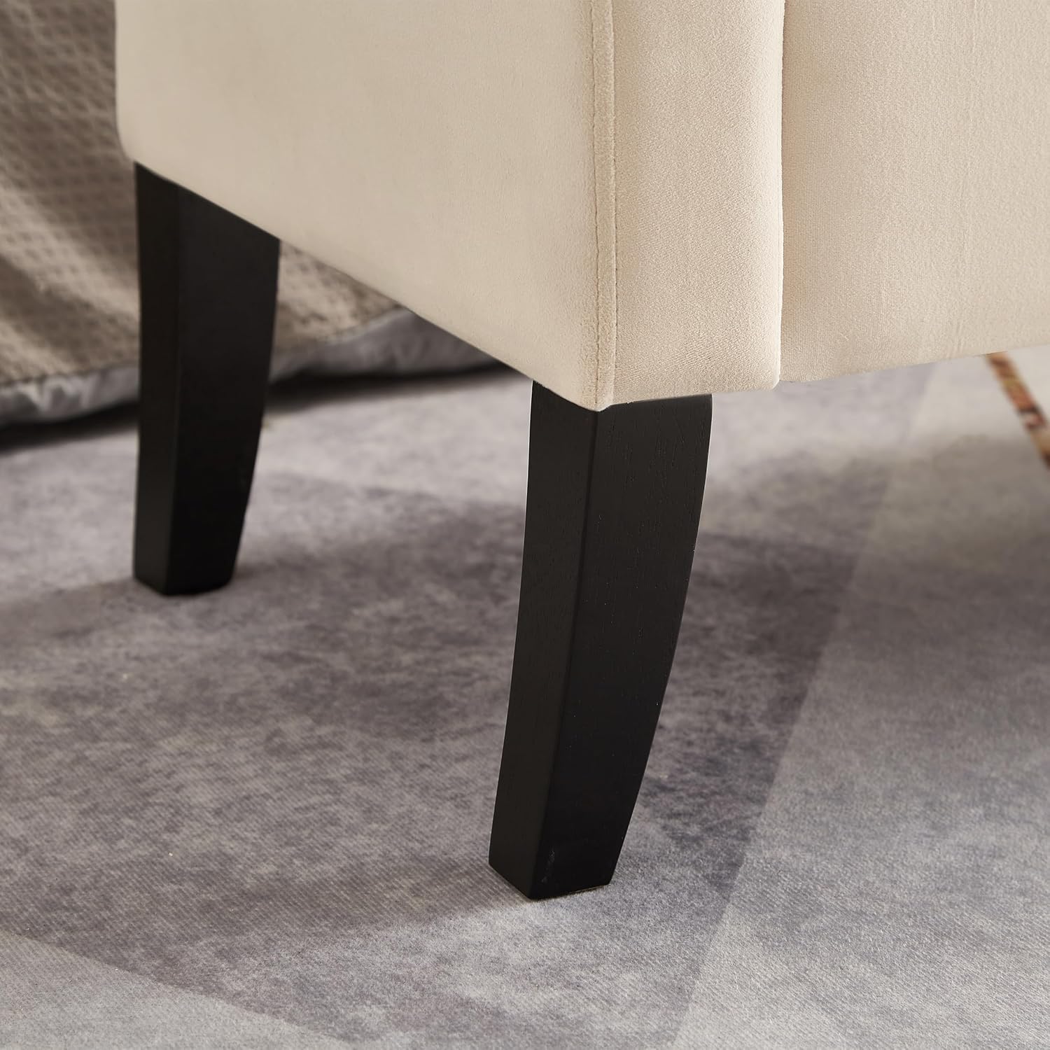 mikibama Velvet Storage Bench with Flared Arms,51.5" Long Bed End Ottoman Bench with Storage,Lift Top Armed Storage Benches for Bedroom,Living Room,Entryway,Window (Beige)