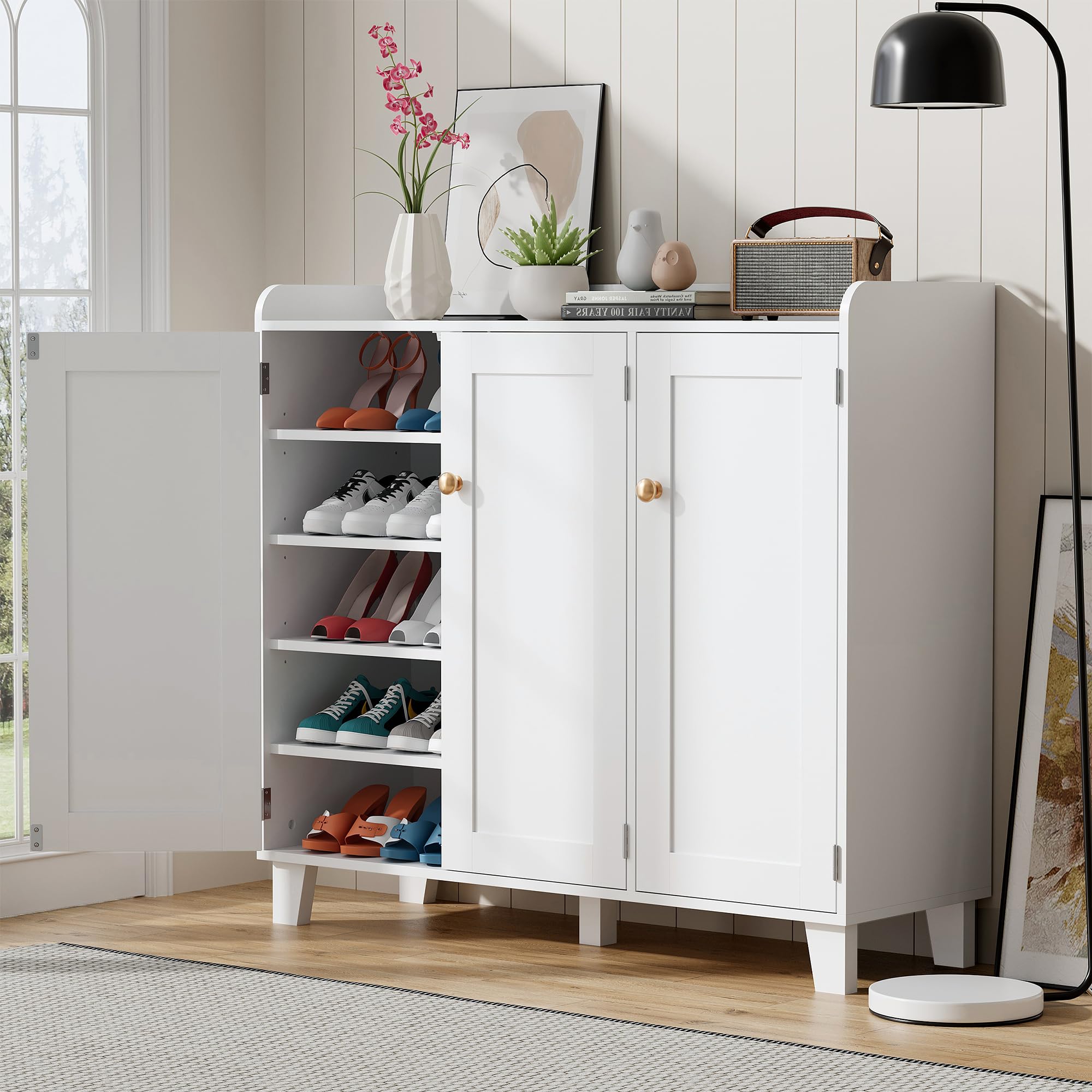 Shoe Storage Cabinet with 3 Doors and Adjustable Shelves，40 Inch Tall Farmhouse Flat-Shelf Wooden Shoe Cabinet，Shoe Rack Shoe Organizer Cabinet for Hallway Entryway Living Room （White）