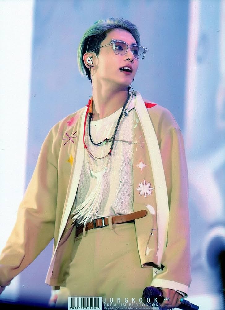 Amazon.co.jp: 防弾少年団 BTS ジョングク JUNG KOOK 【 写真集