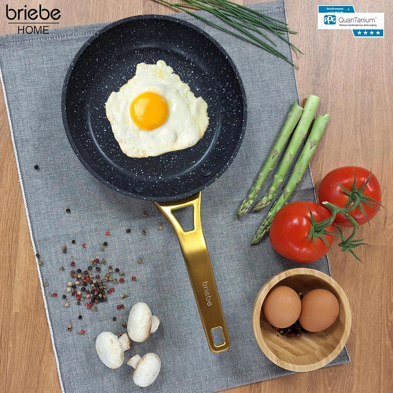 briebe Gold Titanium Set de 3 Poêles Induction, Antiadhésives Titane 18-20-24cm, Aluminium Forgé, Revêtement sans PFOA, Manche Professionnel Acier Inox, Vitrocéramique, Gaz, 3 Protecteurs