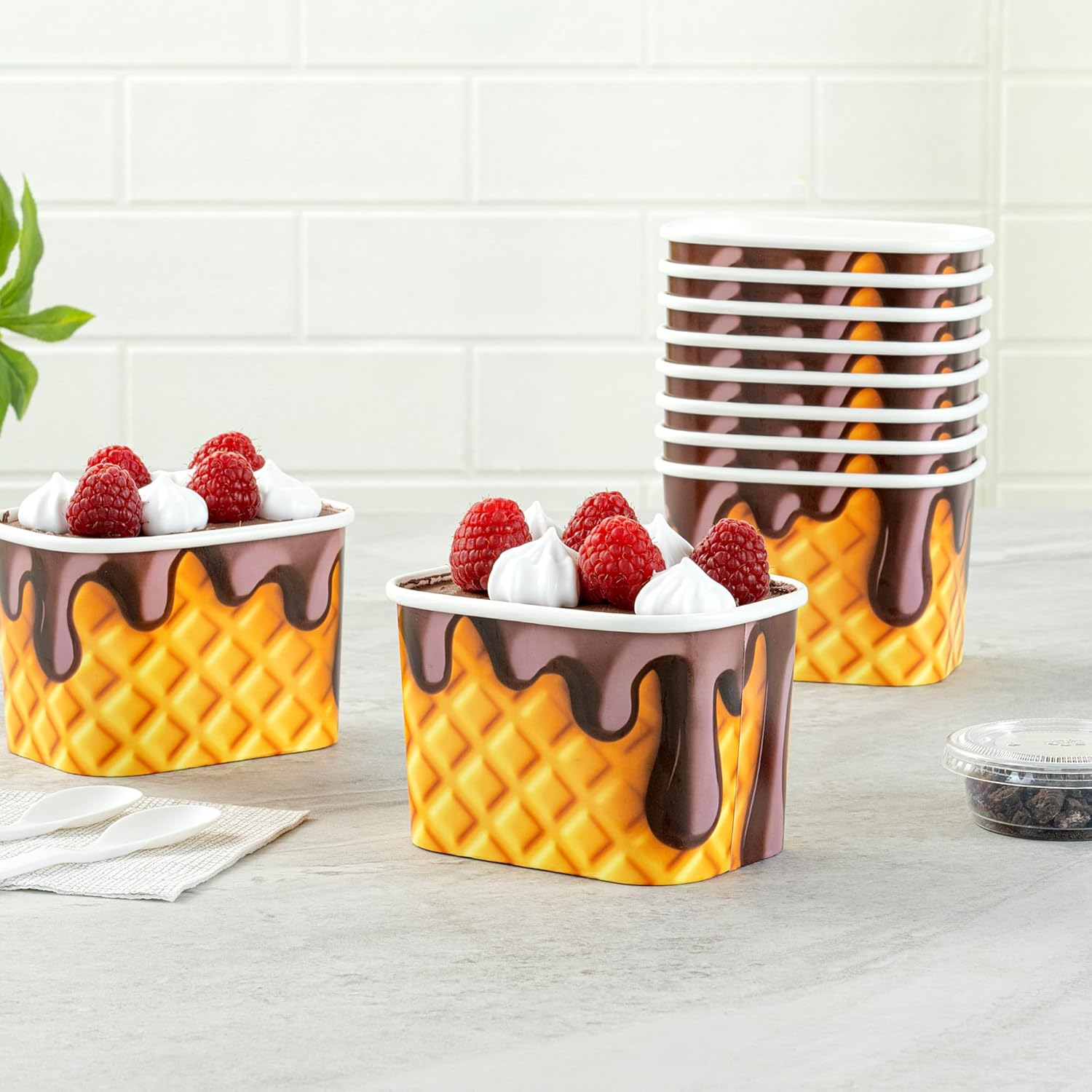 Restaurantware Paper Cups 200 Count 12 Ounce Square Disposable Ice Cream Containers, Leak-Resistant Paper Dessert To Go Cups, Hot And Cold Food, Durable Chocolate Drizzle Design