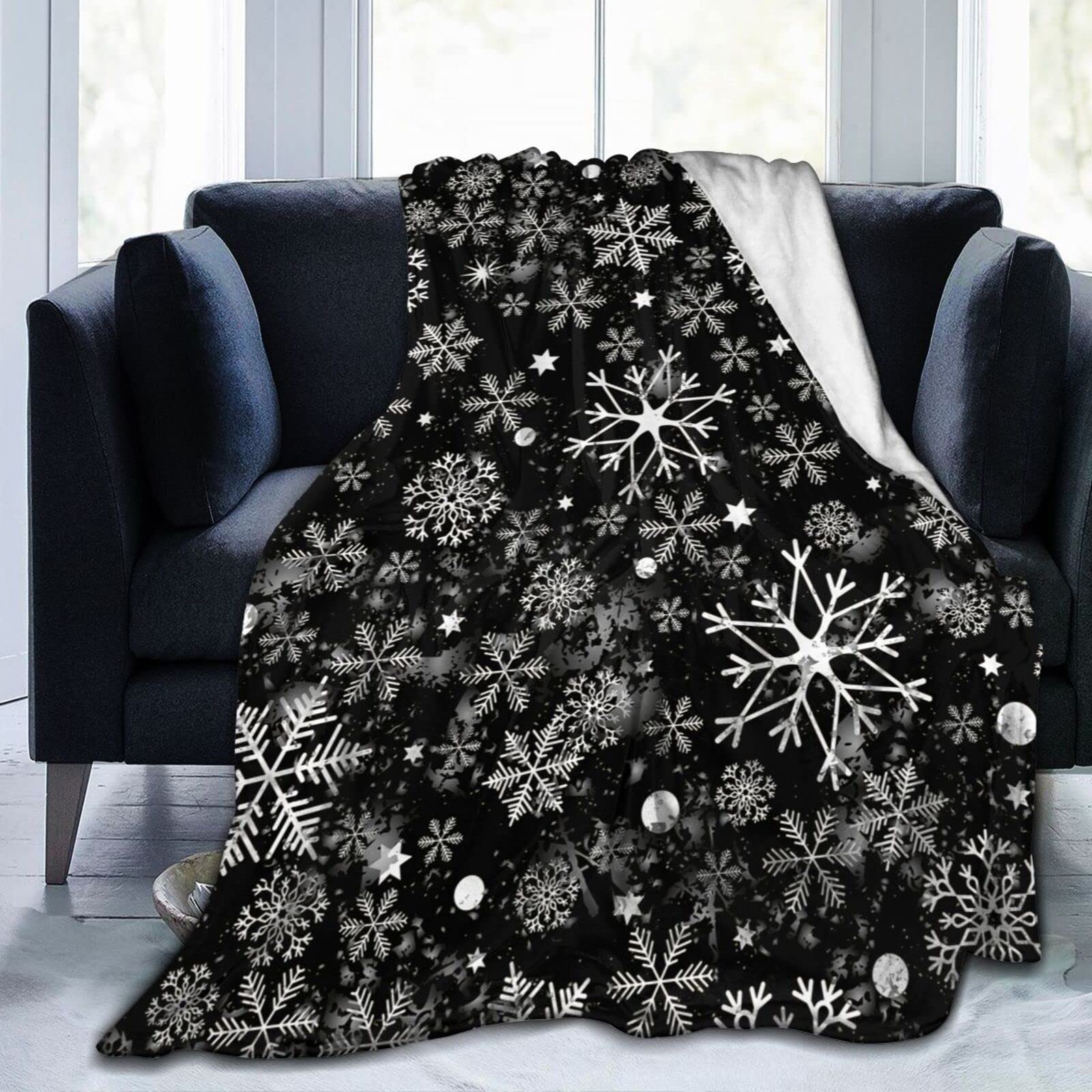 Lsjuee Christmas Snowflakes Throw Blanket Warm Cozy Blankets Lightweight Soft Cozy Flannel Winter Holiday Blanket for Sofa Couch Bed Office Xmas Gift 50"X40"