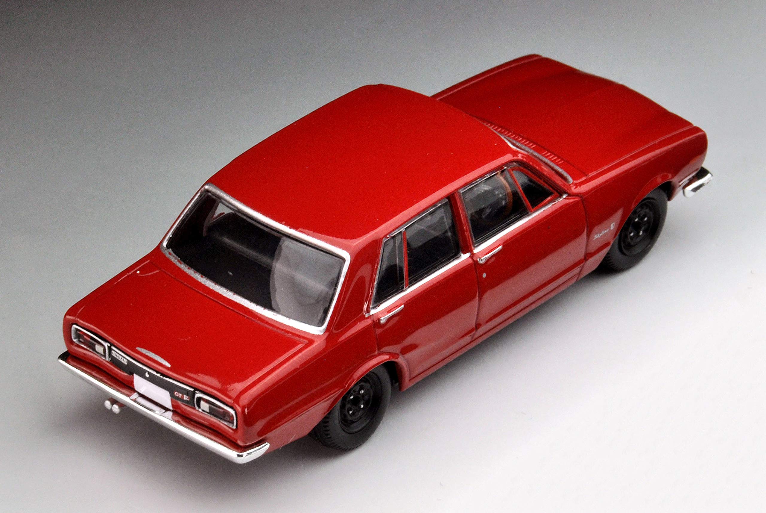 【絶版品】トミカリミテッド 日産 スカイライン 2000GT-R Amazon | トミカリミテッドヴィンテージ 1/64 TLV-176a :日産