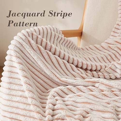 Miniatura 5 de EMME Manta de forro polar tamaño individual para sofá, color caqui, suave, afelpada, cálida y acogedora, de una sola capa, tacto 3D a rayas,