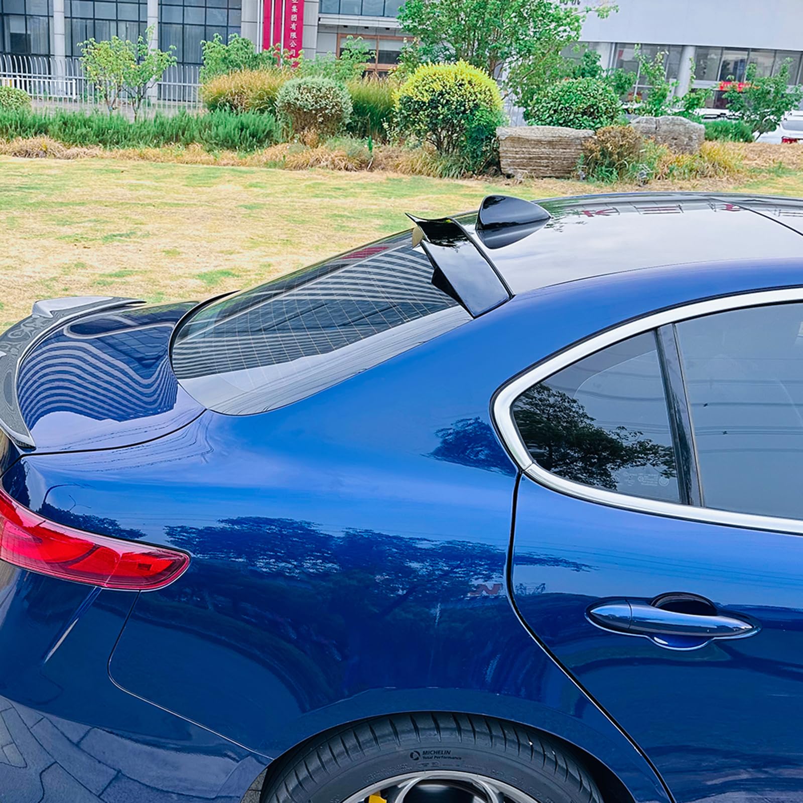 Spoiler labbro bagagliaio posteriore per Alfa Romeo Giulia 2015-2024 2016 nero