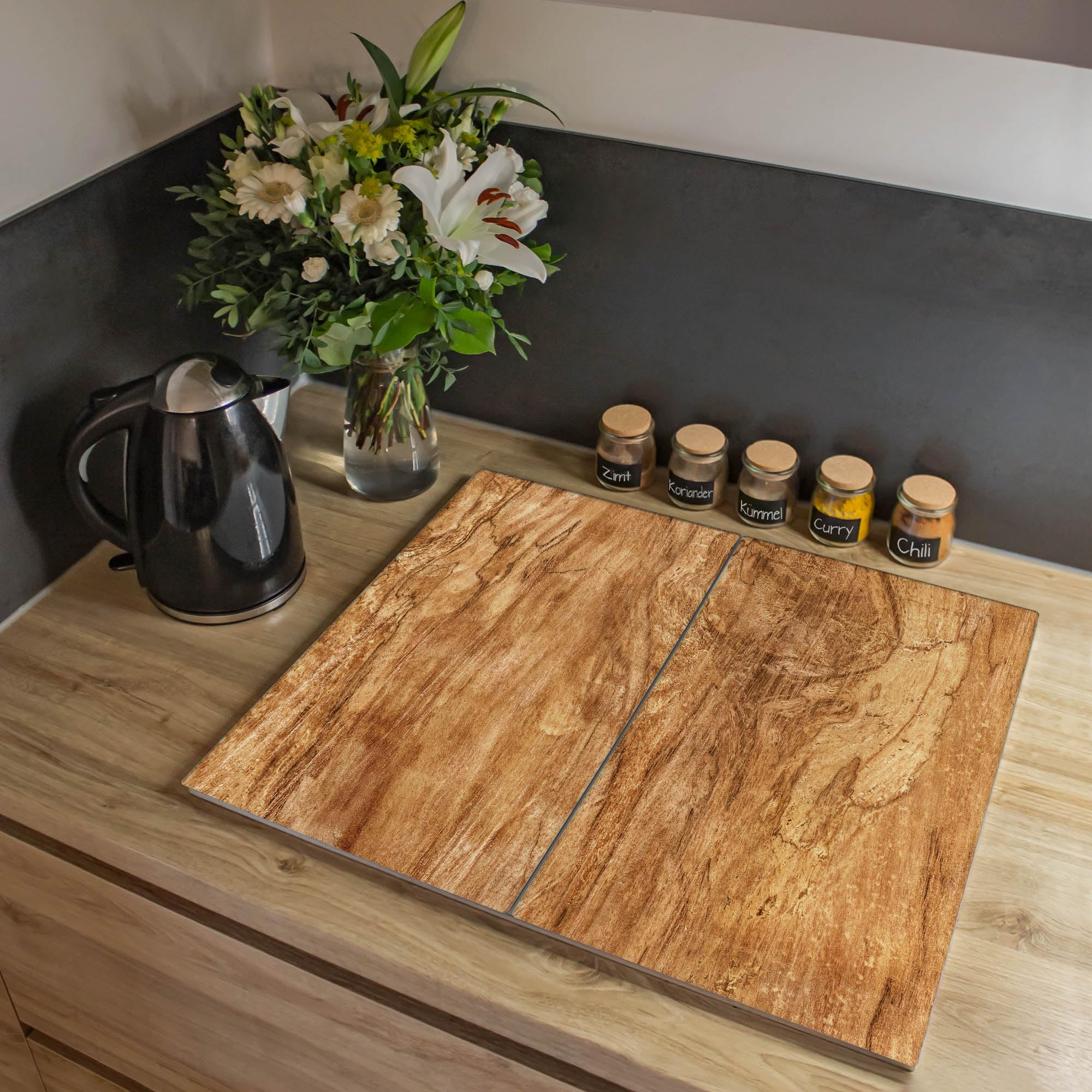 banjado Herdabdeckplatte Glas 2-teilig 60x52 cm, robuste Ceranfeld Abdeckung und Schneidebrett Glas aus gehärtetem Glas, Spritzschutz Küche in warmer Holzoptik mit Motiv Holz Struktur mit Astloch