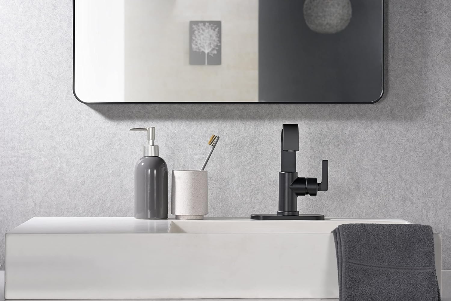 Ultra Faucets UF38407 Bathroom Faucet, Single-Handle Lavatory Faucet, Matte Black