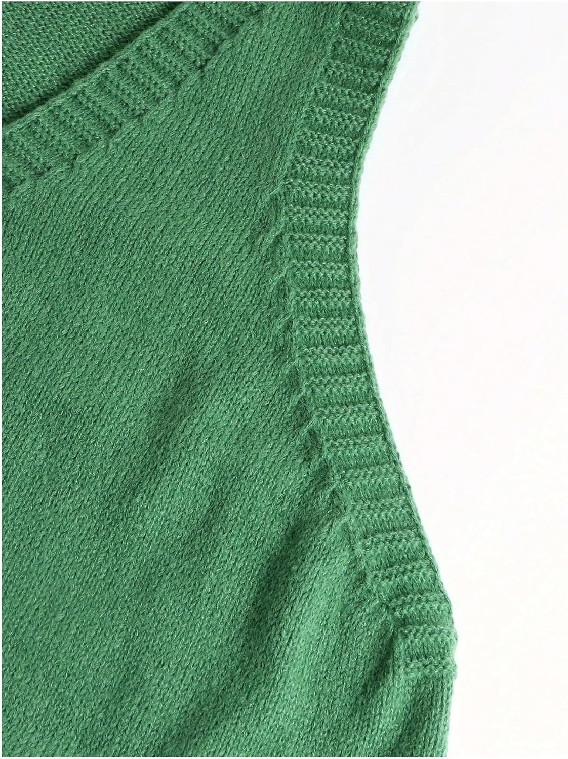 SOLY HUX Women's Plus Size Sweater Vest V Neck Sleeveless Loose Fit Knit Pullover Tank Tops with Pockets - Image 5