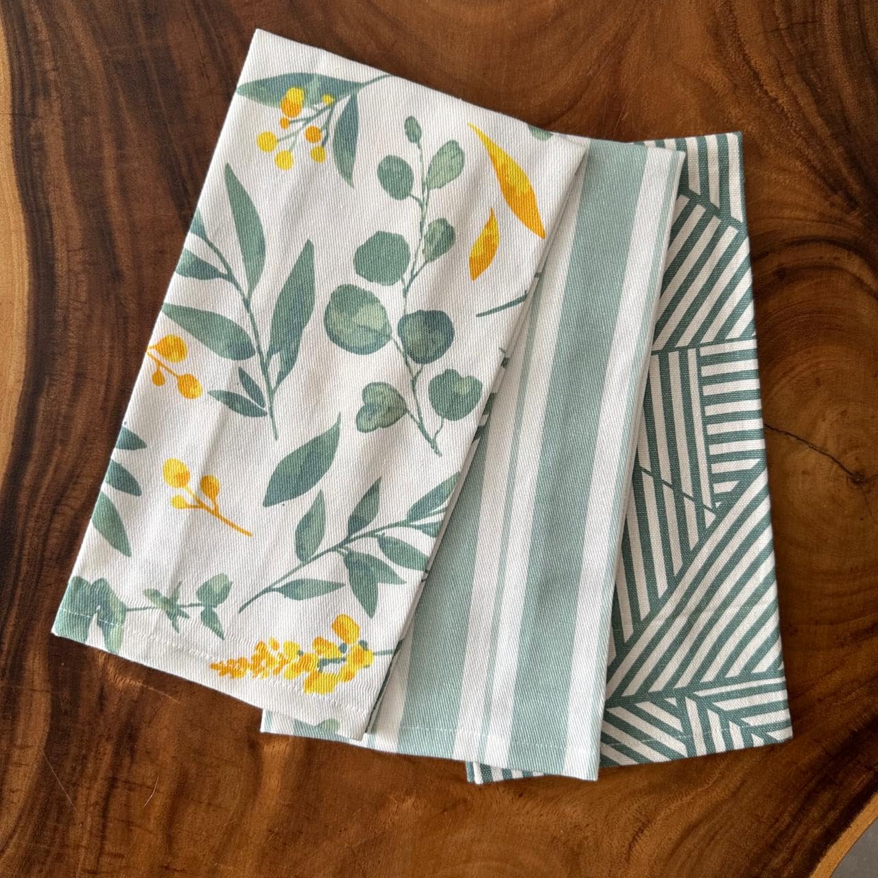 Oak & Lily Set of 3 Kitchen Napkins | Dish Towels | 100% Cotton | Premium European Quality | Washable, Large Size (40 * 60cm) Kitchen Cloth for Roti, Cleaning, Drying, Wiping | Sage Green 1