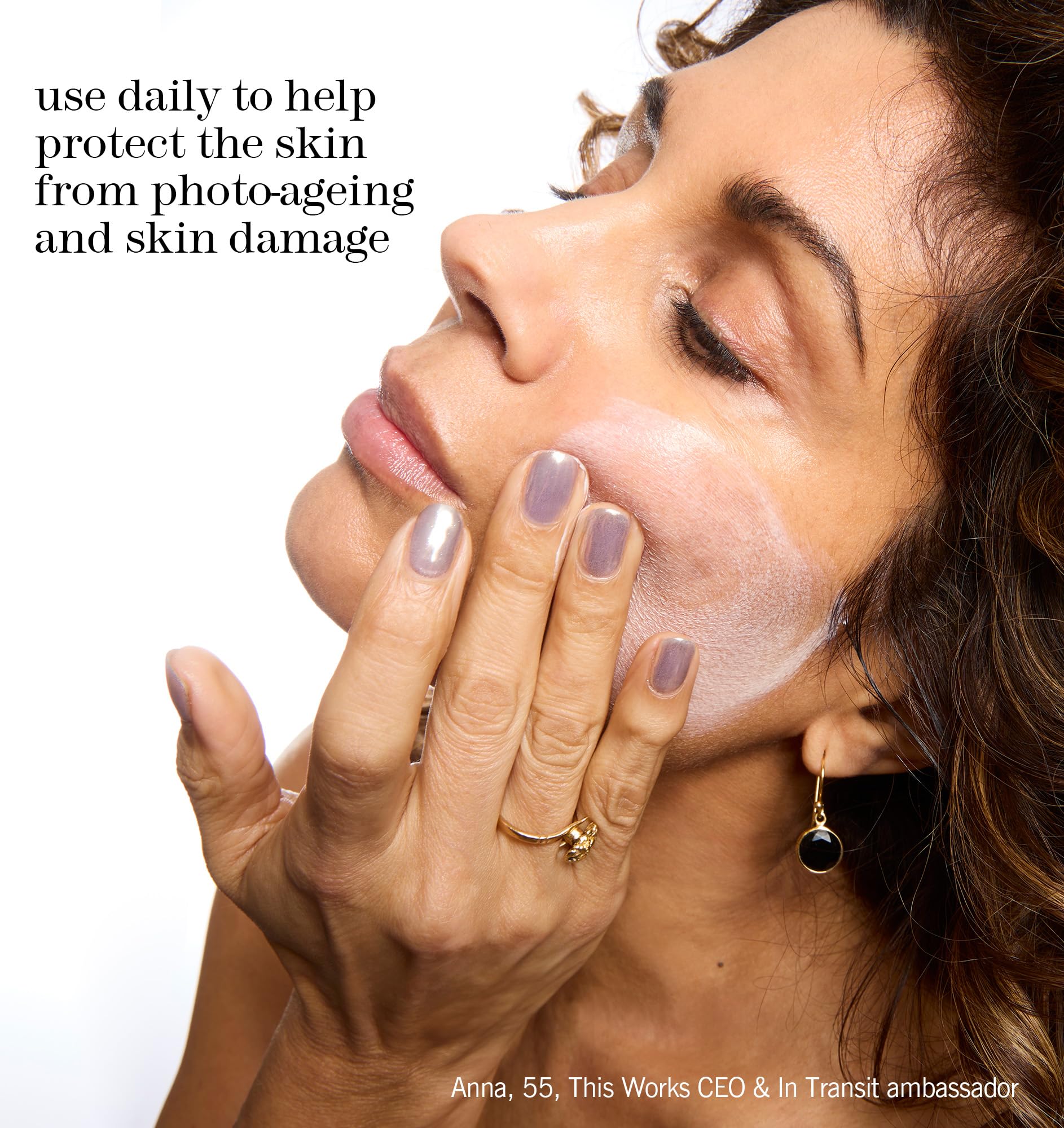 This Works, In Transit Skin Defence SPF50+ Face Moisturiser (40ml) with Hyaluronic Acid, Vitamin E and Antioxidants - Image 4
