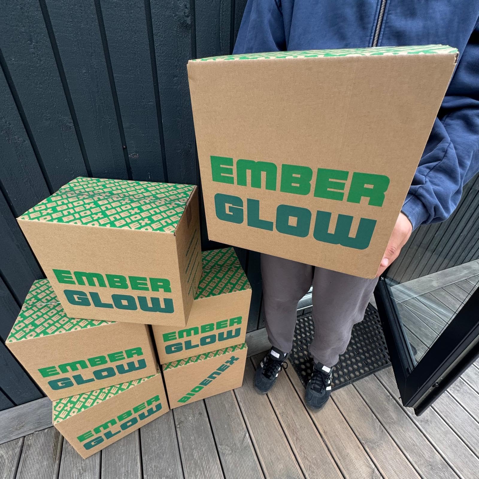 Briquettes de Nuit Emberglow | Chaleur Jusqu’à 8 Heures | Chaque Pack Contient 20 briquettes | Compatibles avec Tous Les appareils de Chauffage au Bois (1 x Pack de 20 kg)