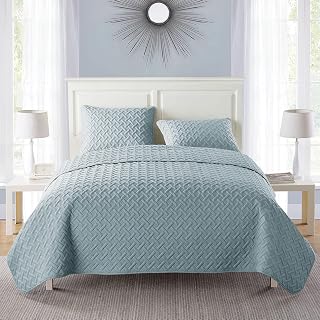 VCNY Home Blue Quilt for Queen Bed – 3-Piece Bedspread Coverlet and Shams, Soft Bedding Comforter Alternative for All Seasons (Nina, Full/Queen)